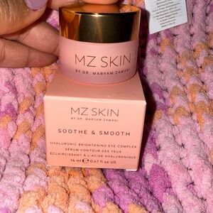 Skin Soothe & Smooth Eye Complex - Pink